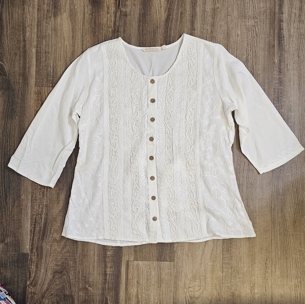 EUC Soft Surroundings White Embroidered Button Down Top